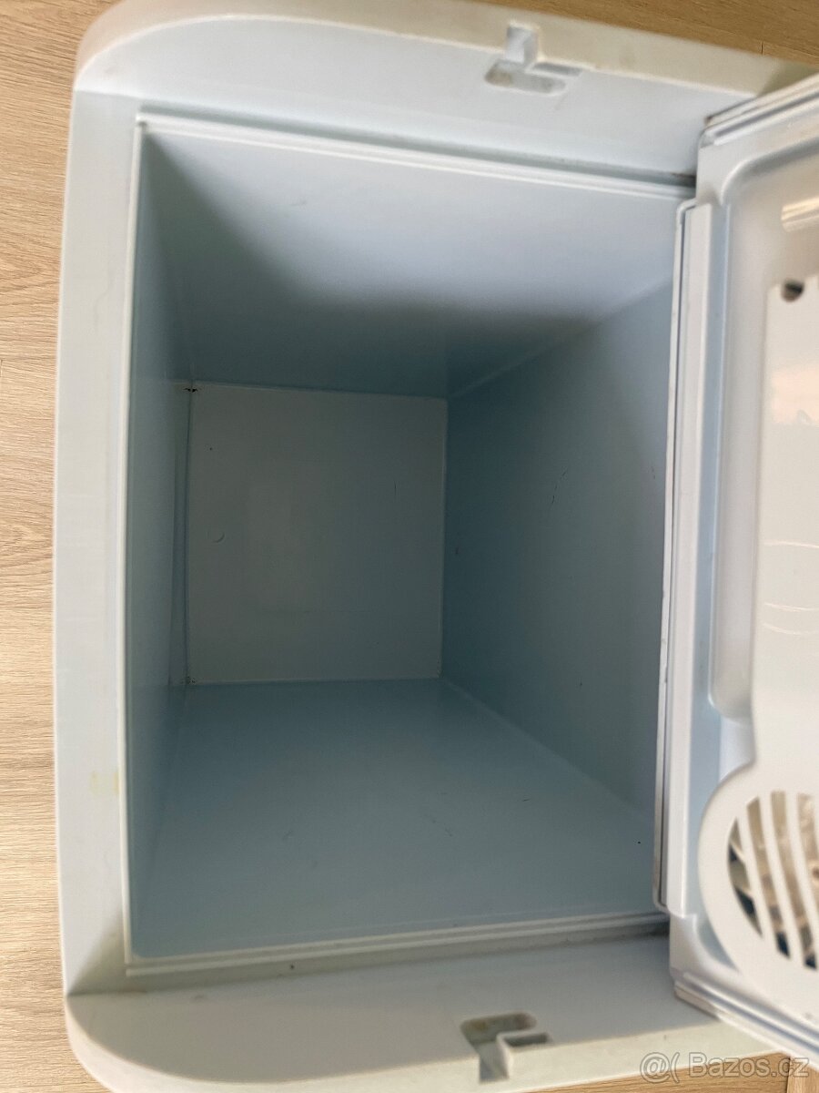 Chladící box 25l - 3