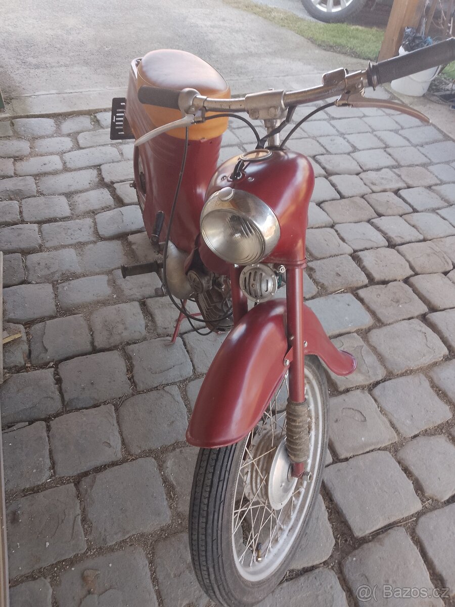 Jawa 555 - 3