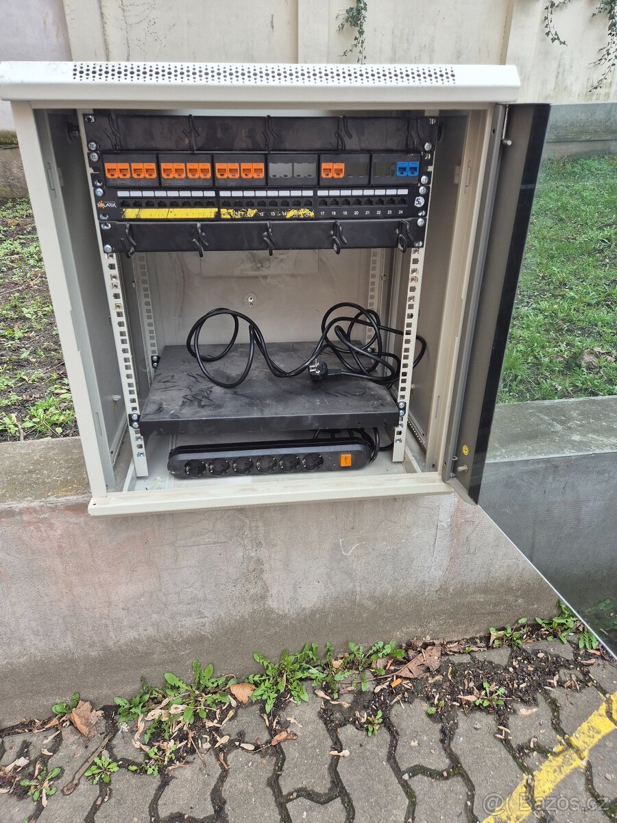 Rack 12U - 60 x 45 x 65 - 3