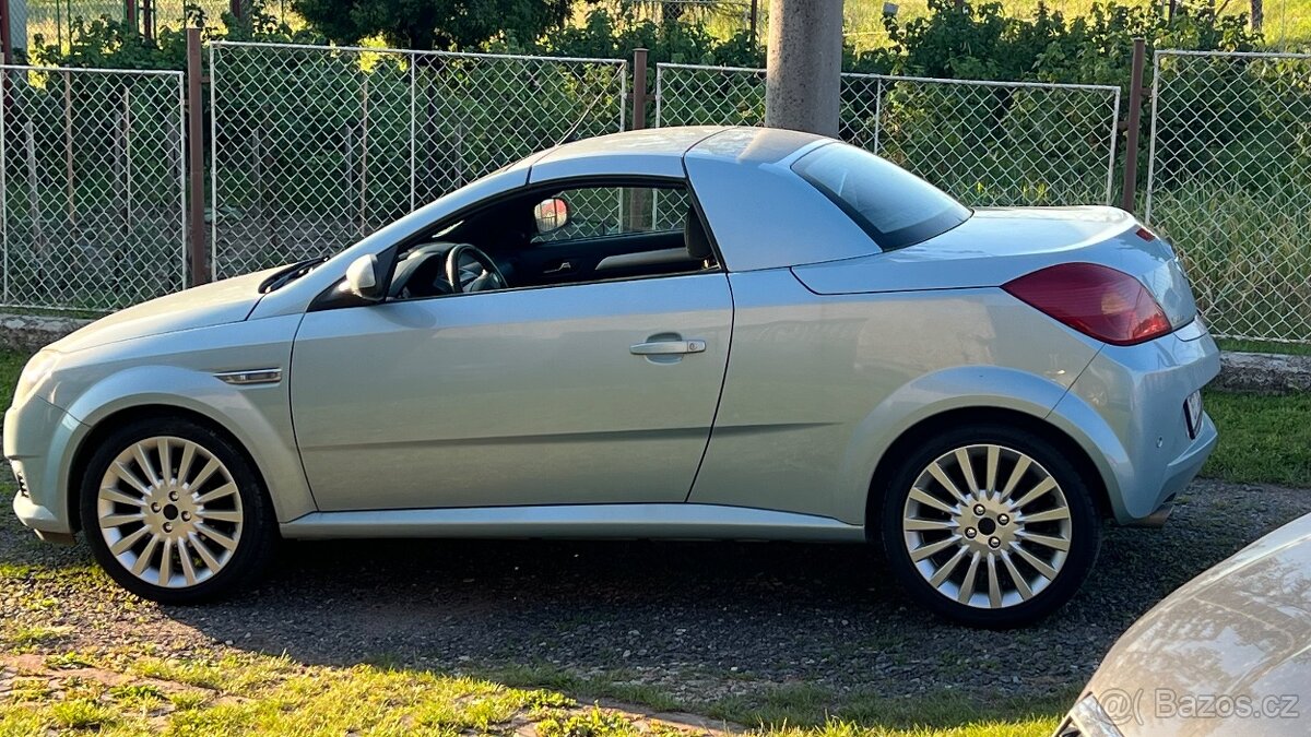 Opel Tigra 1,8 2009 - 3