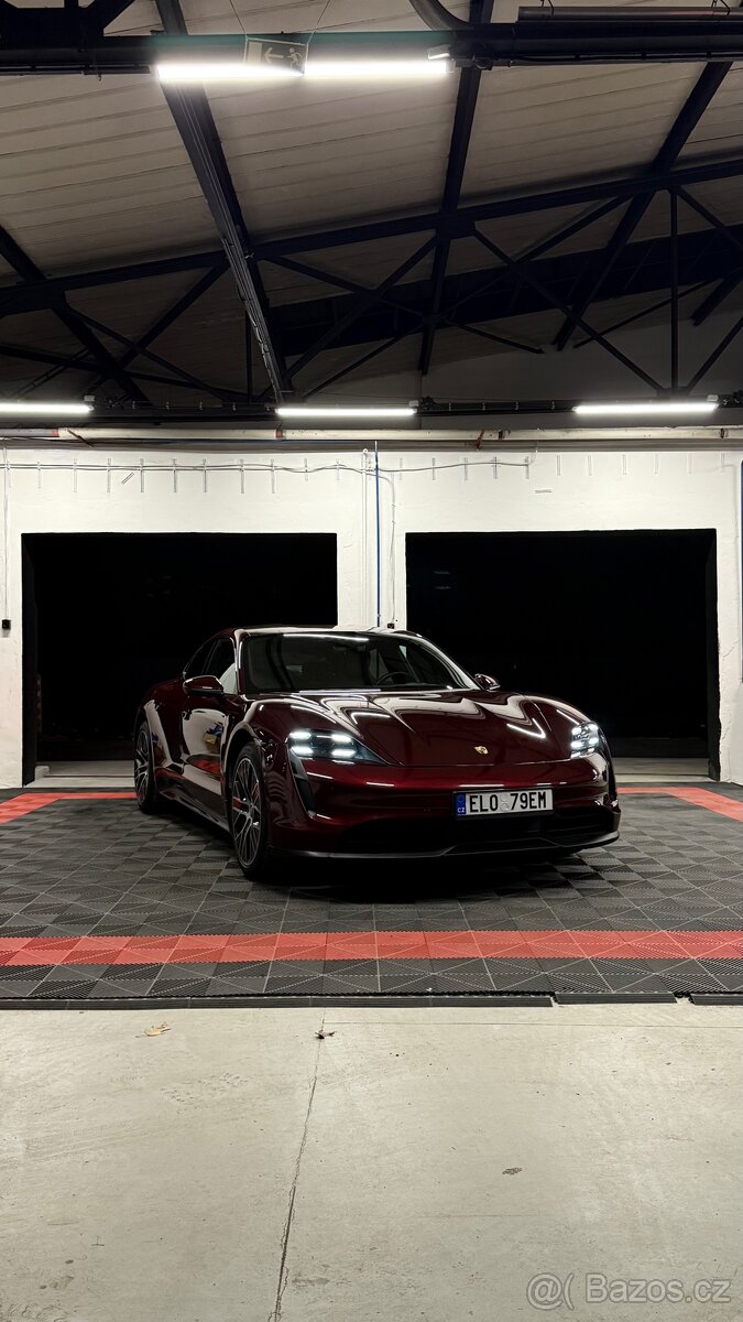 Porsche Taycan 2021 - 3