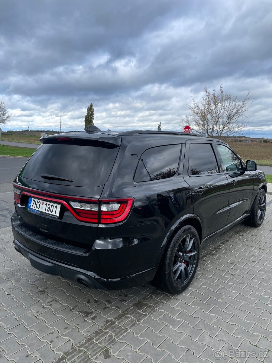 Pronájem Dodge Durango 6.4 SRT - 3