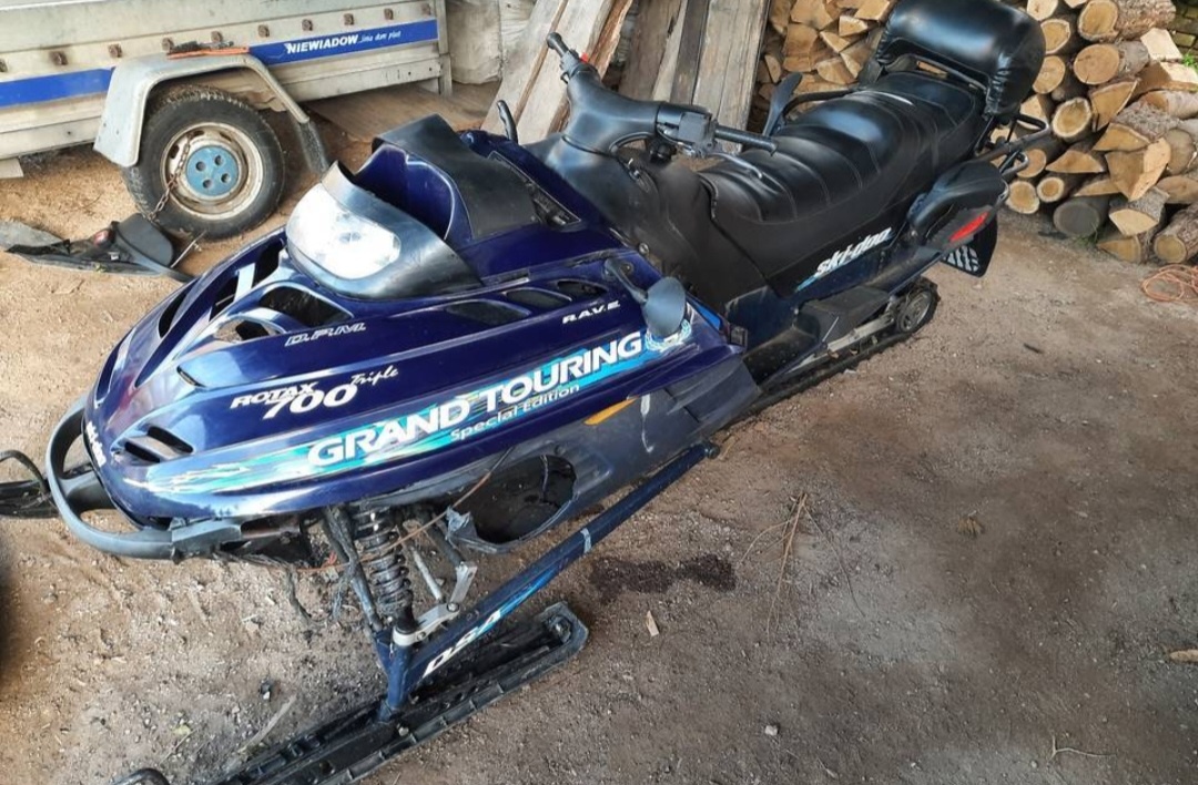Díly pro sněžný skútr Ski Doo Grand Touring Rotax 700 - 3