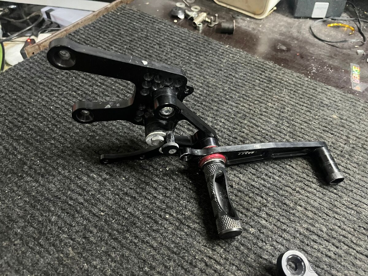 Nastavitelné stupacky yamaha yzfr 125 2008 - 3