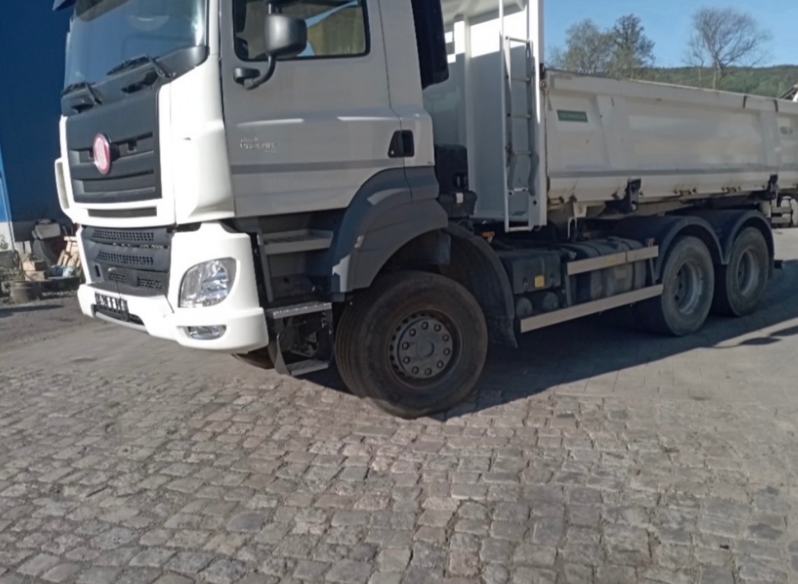 Tatra T158 PHONEIX - možný pronájem s následným odkupem - 3