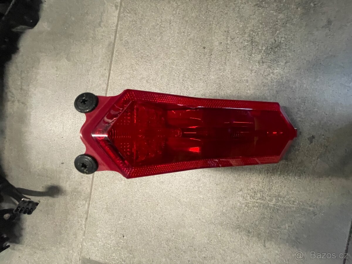 Yamaha R6 2017-2023 světla , originál díly - 3