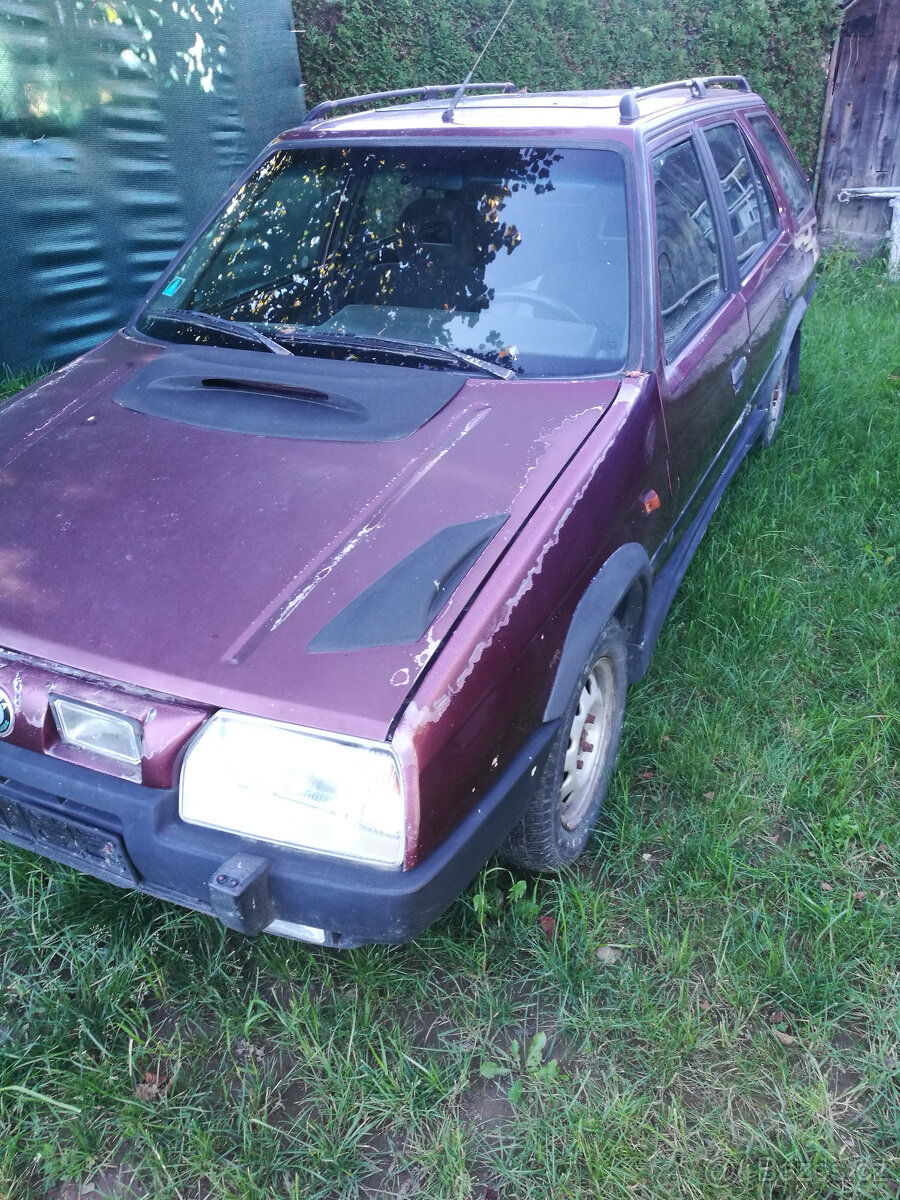 Škoda Forman Solitaire- Rezervace - 3