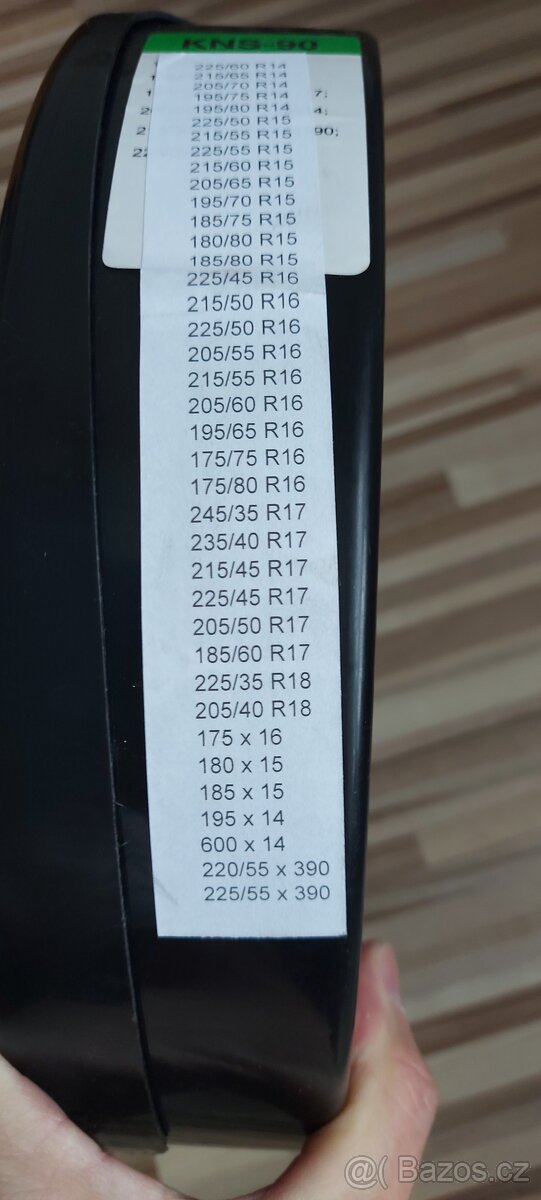 Nové sněhové řetězy-KNS-90,vhodné na Škoda Octávie3. - 3