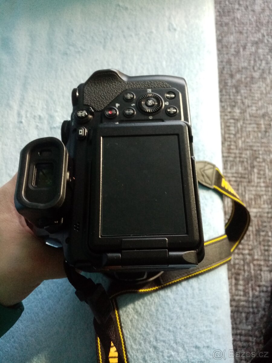 Nikon Coolpix P1000 - 3