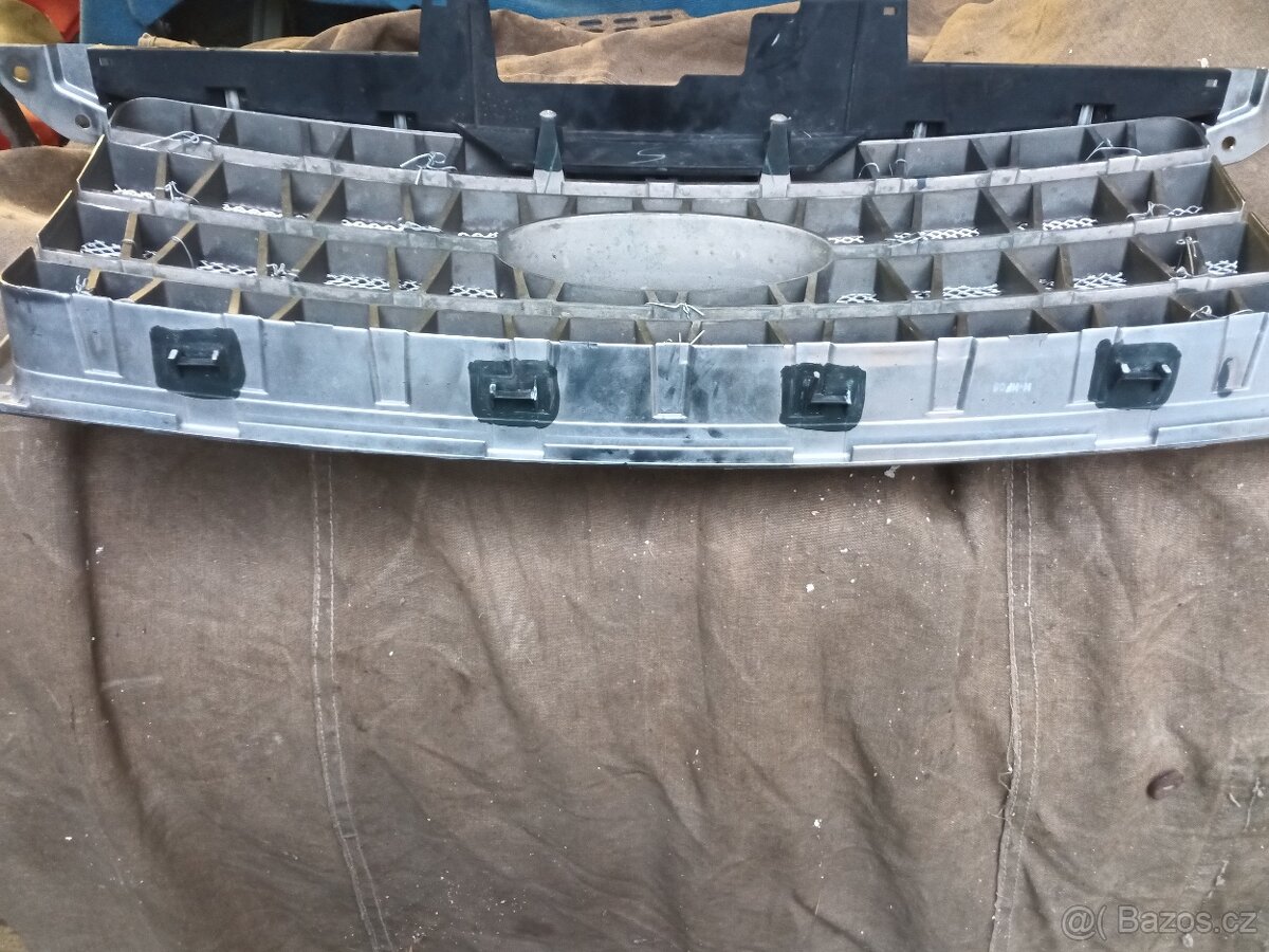 Ford přední maska - 3