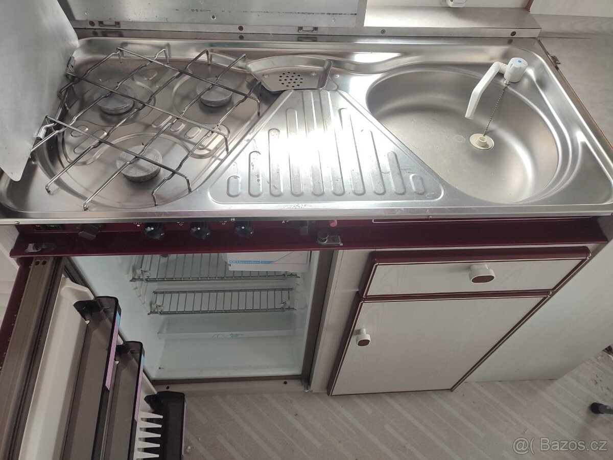 KNAUS 490, nová STAN, WC, extrémně zachovalý, 100km/h - 3