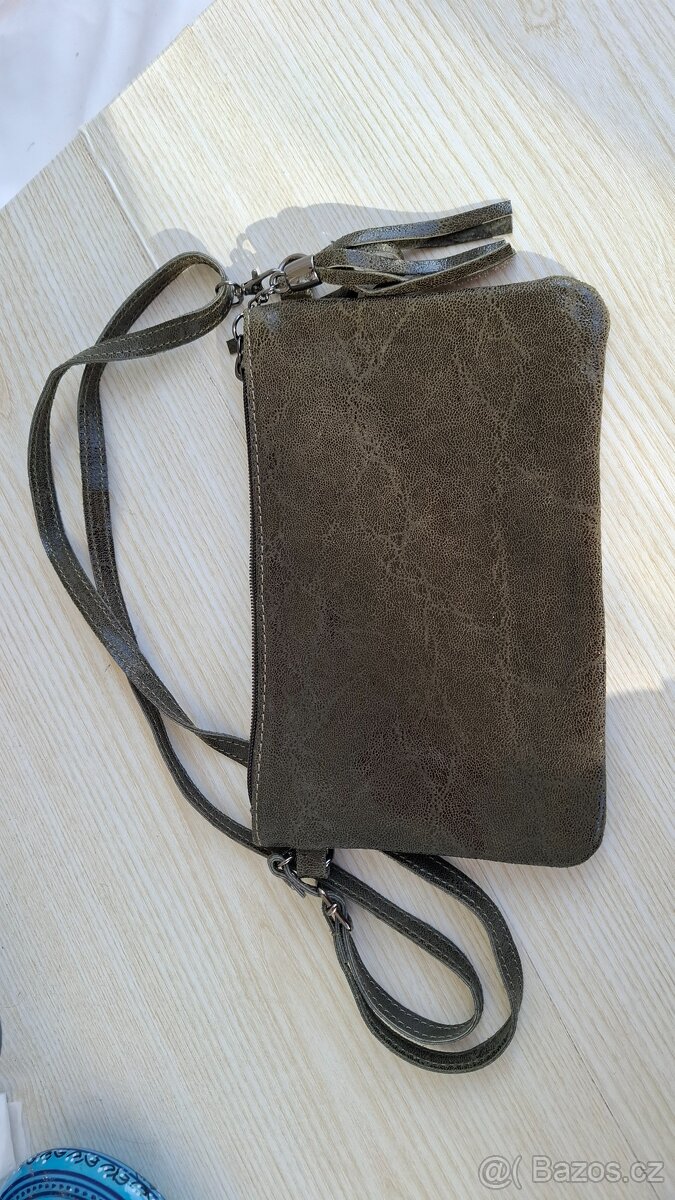 Prodám batoh Victoria Secret novy.... - 3