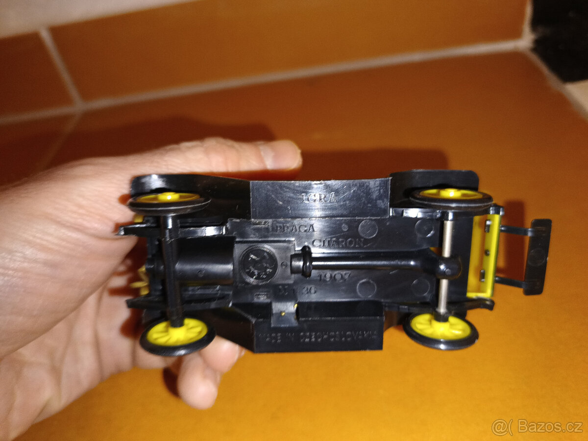 Modely autíčka igra - 3