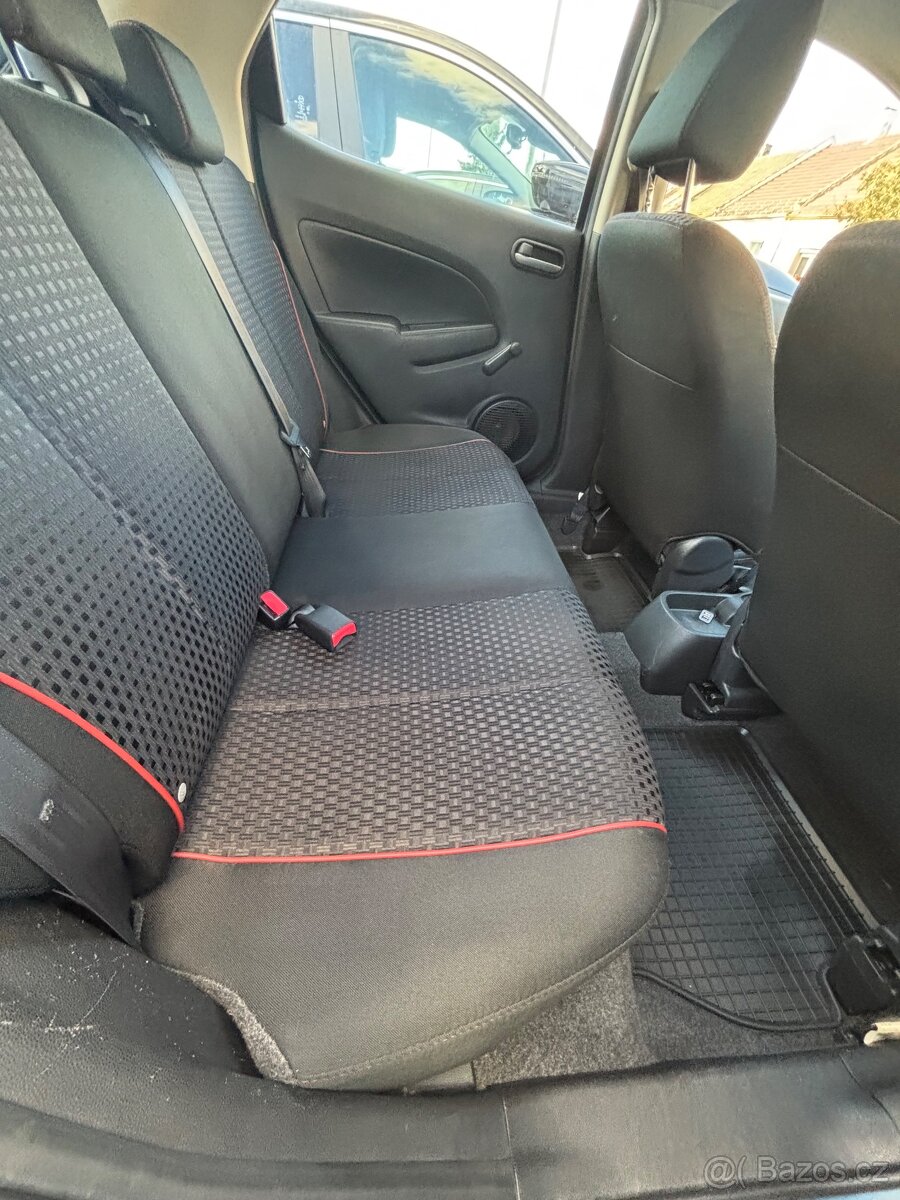 Mazda 2 automat - 3