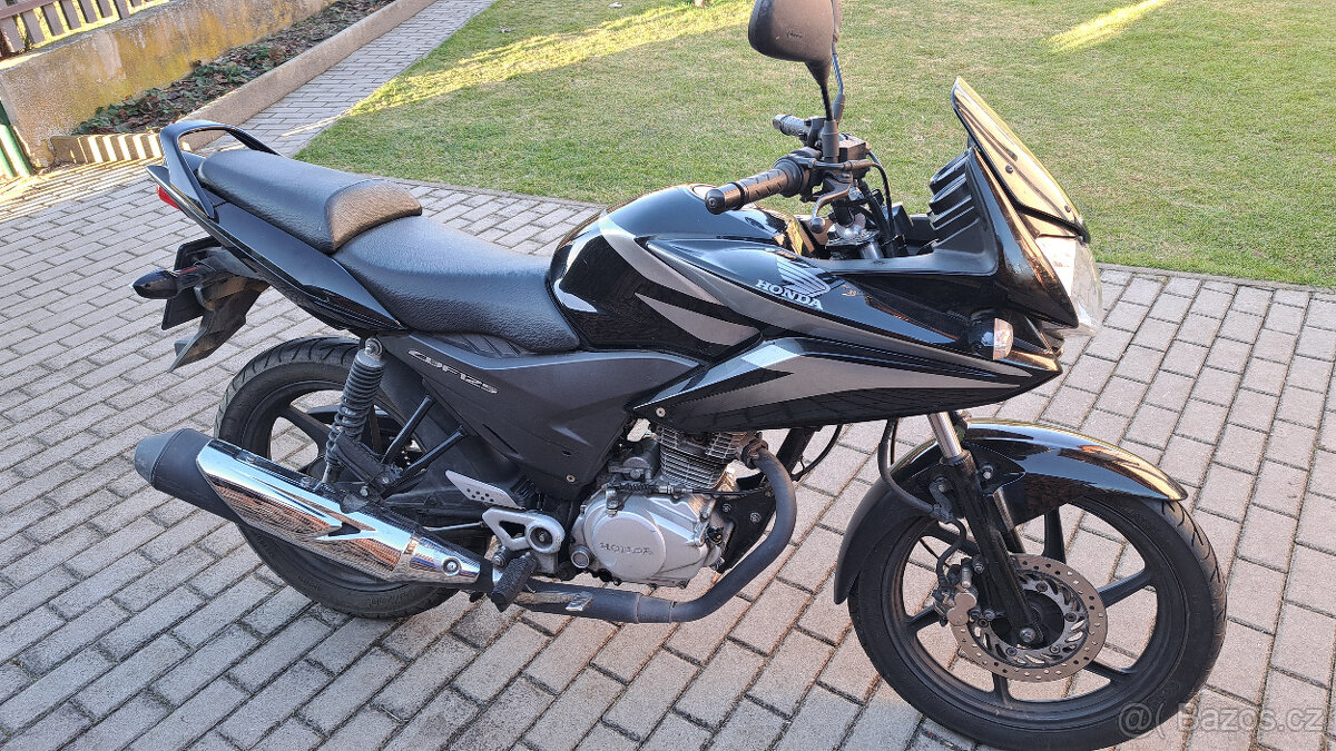 Honda 125 CBF - 3