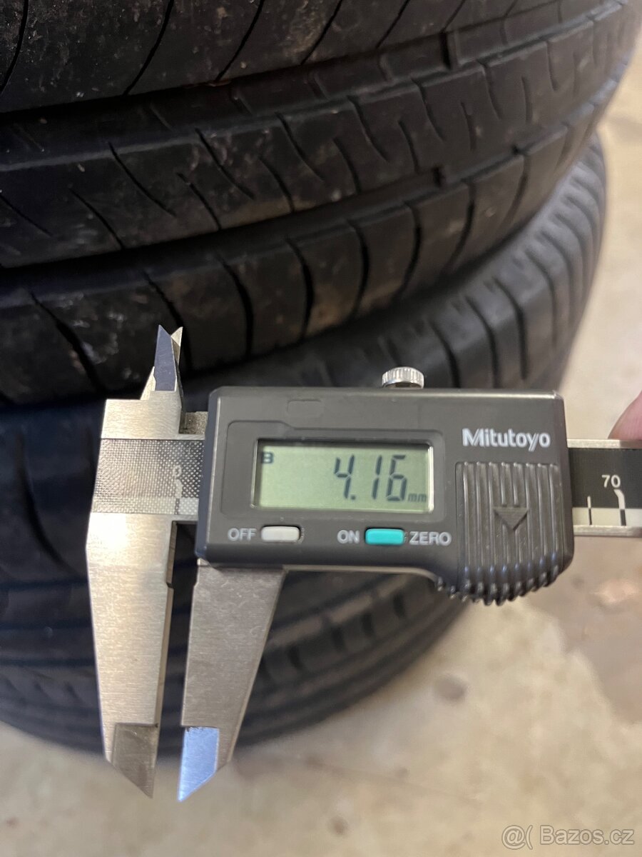 Michelin 215/60 R16 - 3