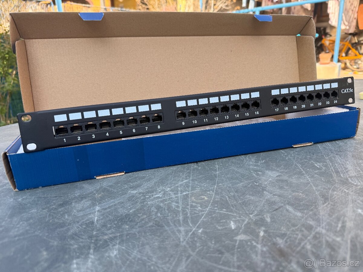 DATACOM Patch panel 19" UTP 24 port CAT5E LSA 1U BK - 3
