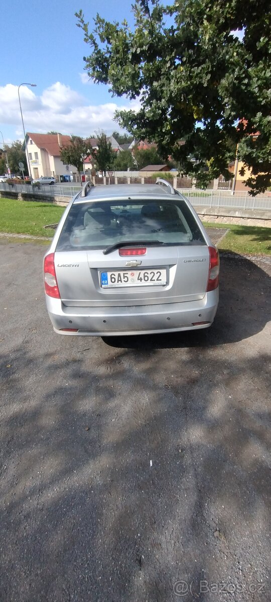 Chevrolet lacetti 1.6 benzín - 3