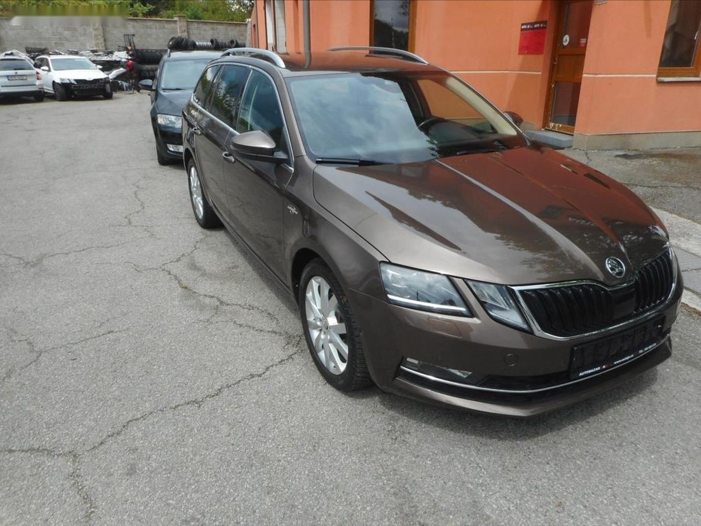 Škoda Octavia,2,0 TDi Laurin&Klement - 3