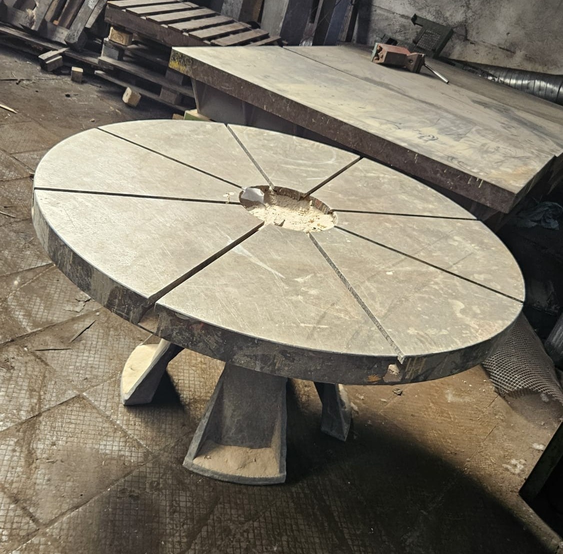 Litinový stůl 152cm, T drážky - 3