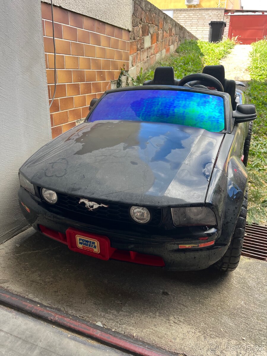 Ford Mustang - 3