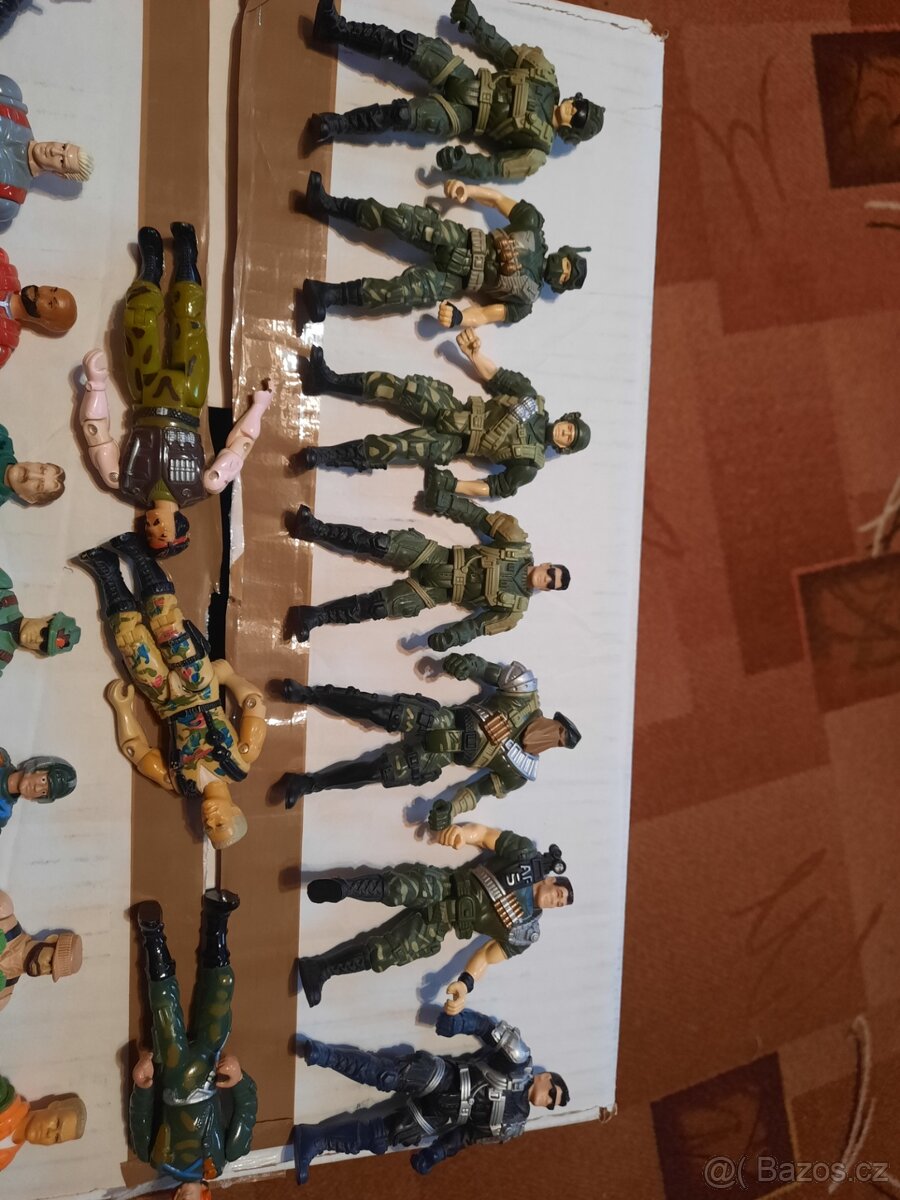 Figurky z 90 let - 3