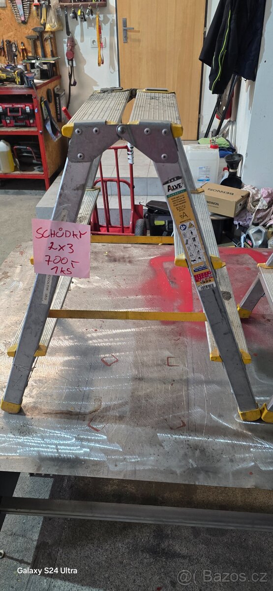 Žebříky a schůdky ALVE + držáky žebříků - 3