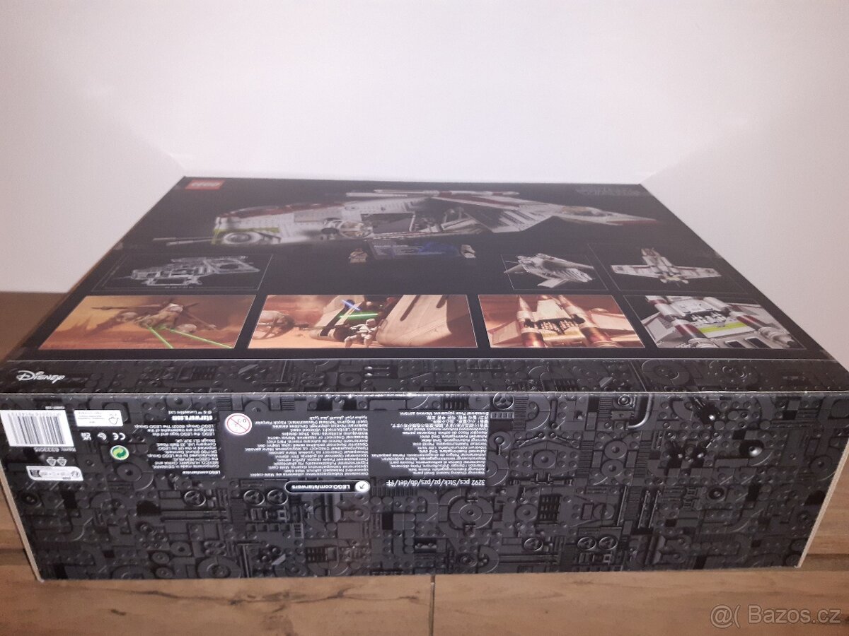 LEGO Star Wars 75309 Válečná loď Republiky - 3