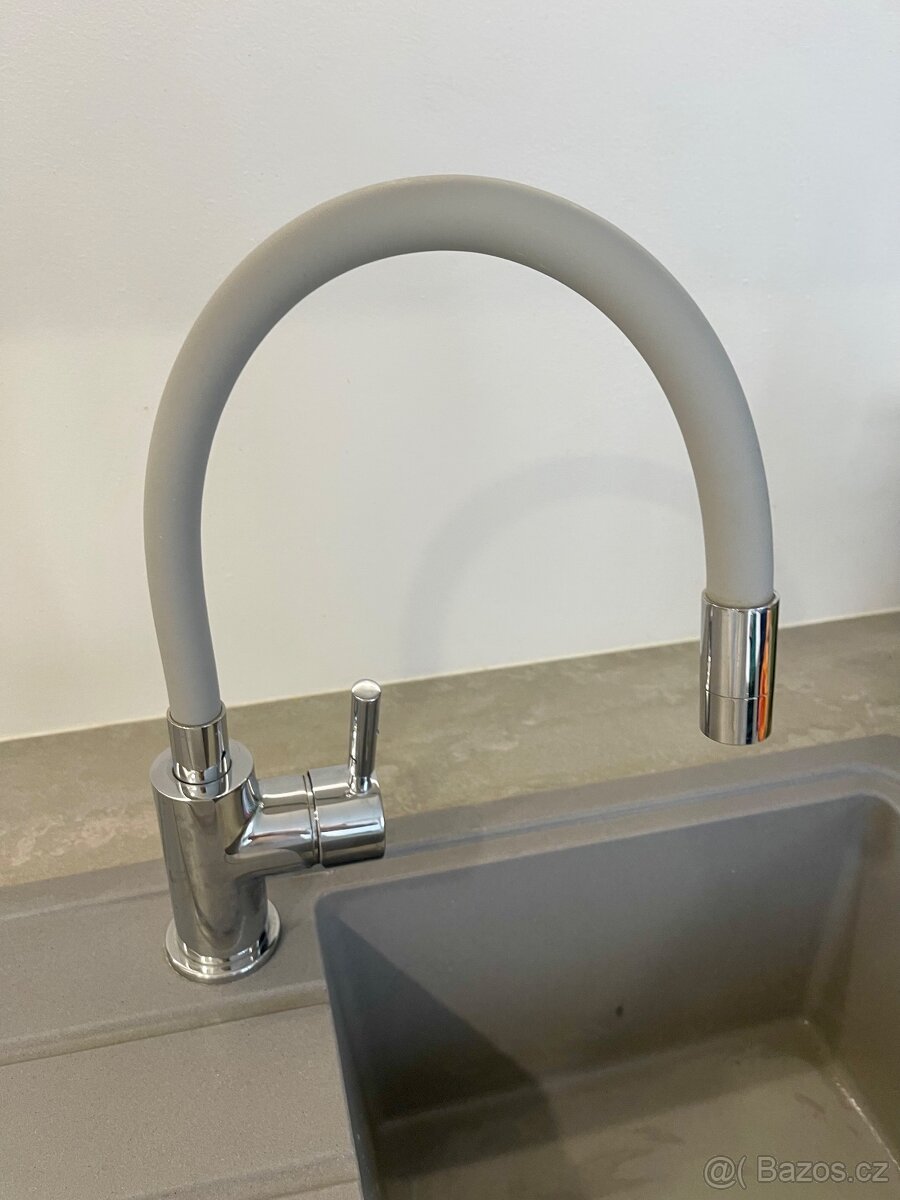 Granitový kuchyňský dřez + baterie - 3