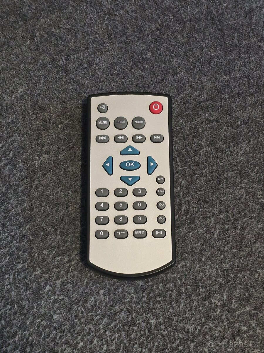 HD mini projector - 3