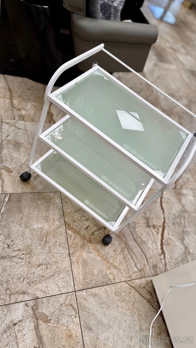 Manikerský stolek na nářadí - 3