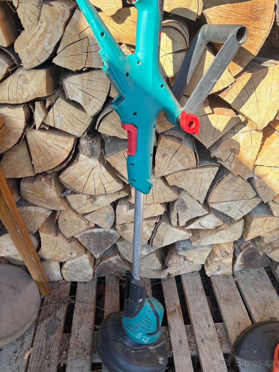 Ruční aku vyžínač Bosch - 3