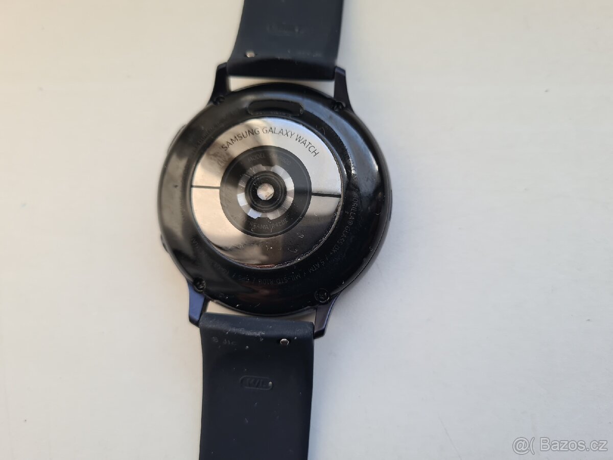 Samsung galaxie watch Active 2 - 3