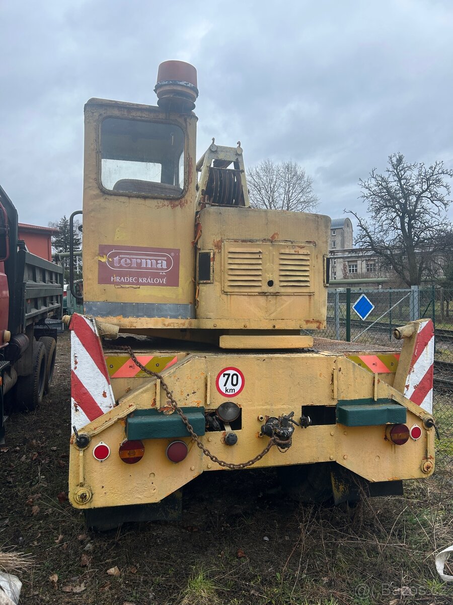 Autojeřáb TATRA 148 AD 070.1 6x6 - 3