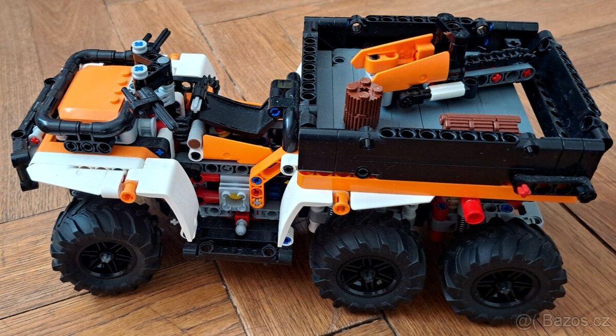 Lego technic terénní vozidlo - 3