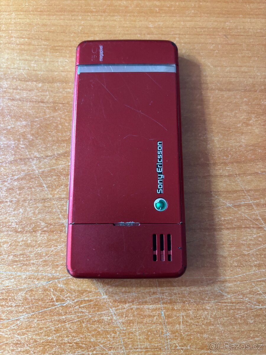 Sony Ericsson C902 - 3