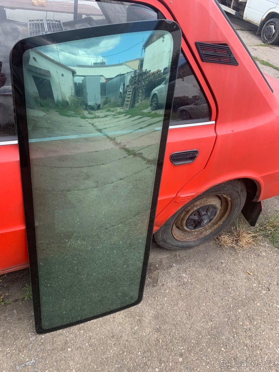 Okna VW T4 - 3