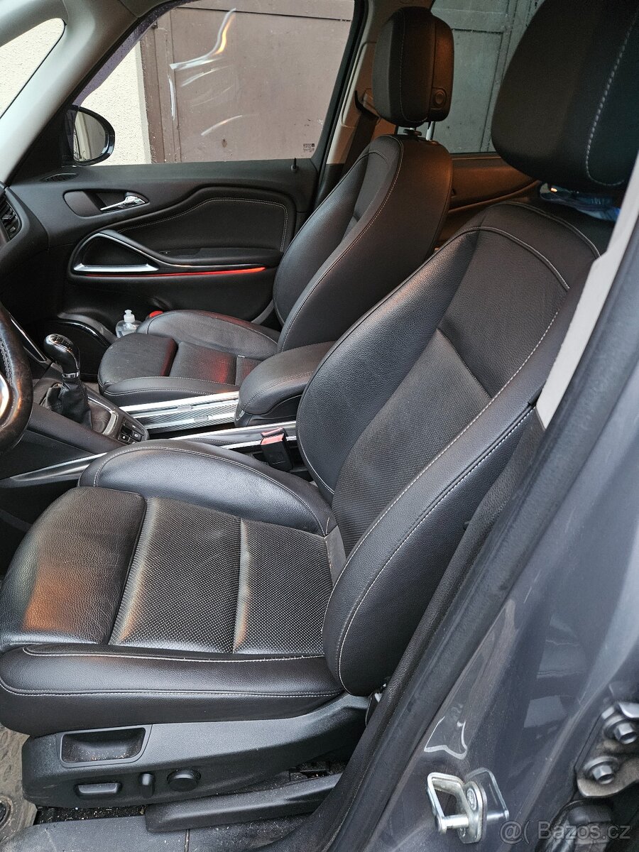 Zafira Tourer 2,0 CDTi 125 kw - 3