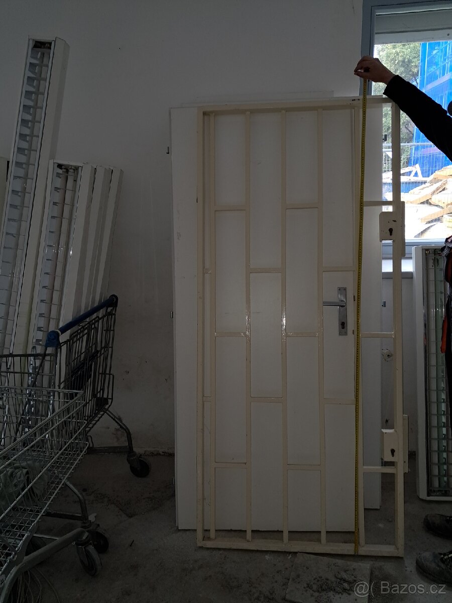 Mříže ocelová do kovové zárubně š. 80cm - 3