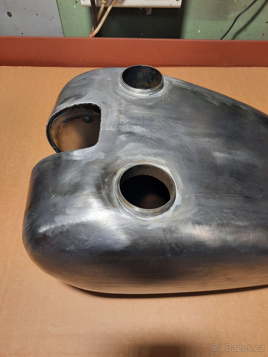 nádrž Jawa dvouvíčko - 3