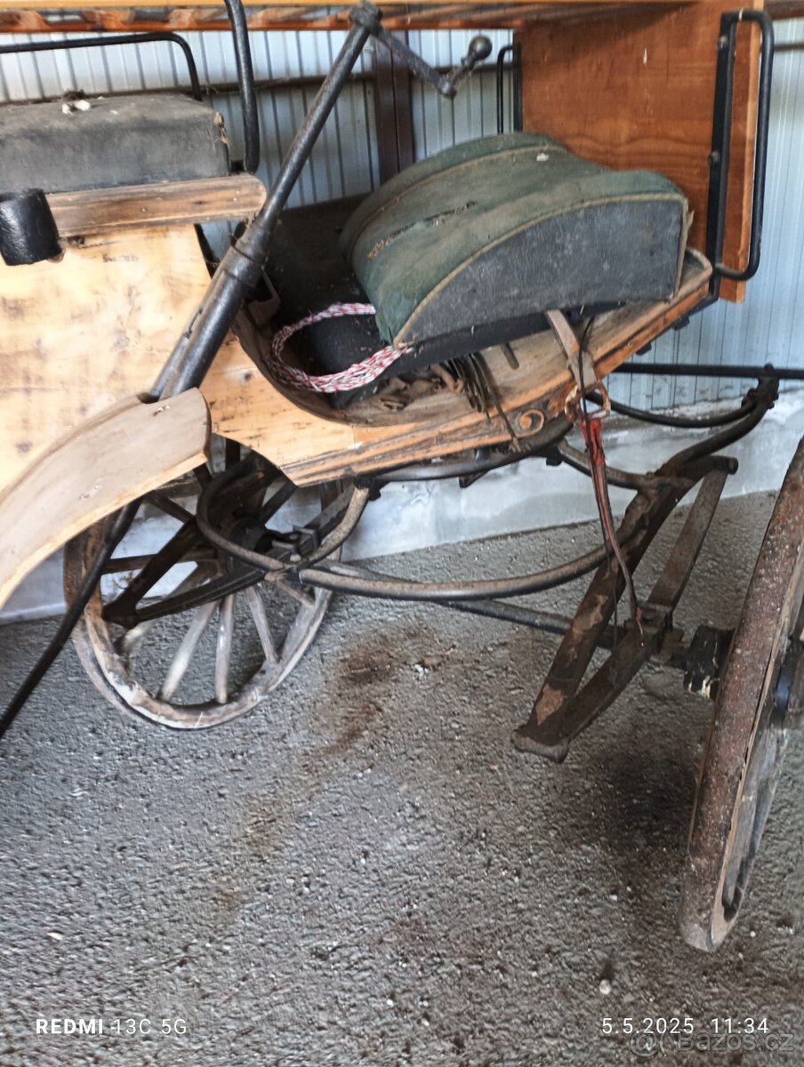 Kočáry, saně a věci za koně - 3