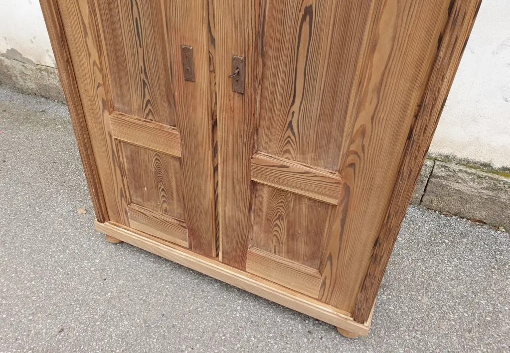 STAROŽITNÁ MODŘÍNOVÁ SKŘÍN PO CELKOVÉ RENOVACI - 3