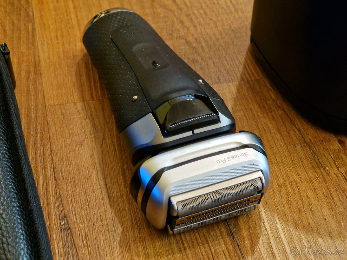 Holící strojek Braun Series 9 Pro s kompletní výbavou - 3