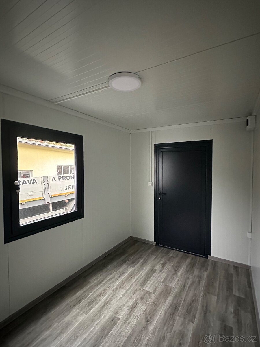 Mobilní obytný kontajner 4x2,4m - 3