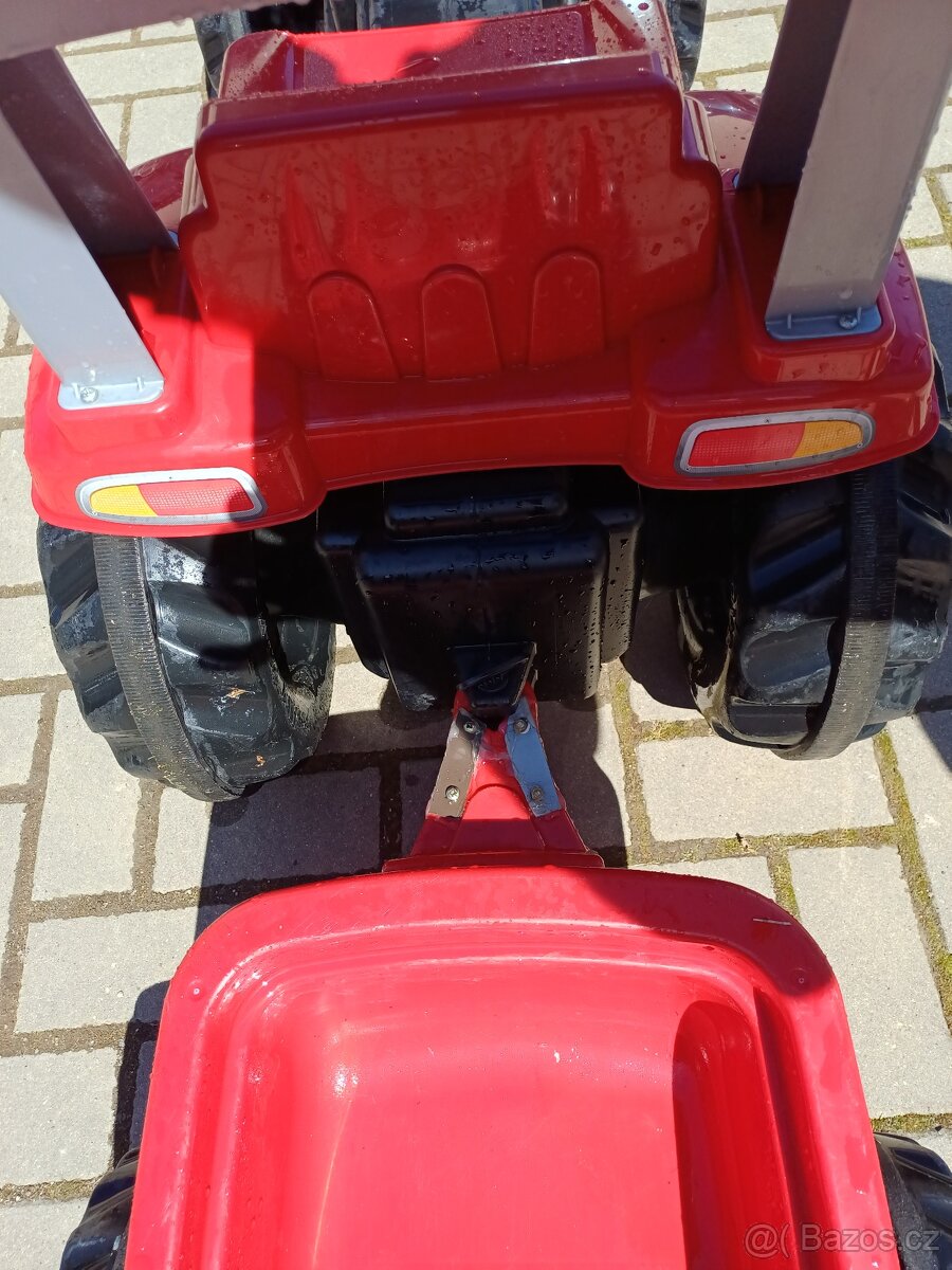 Šlapací traktor s vlečkou - 3