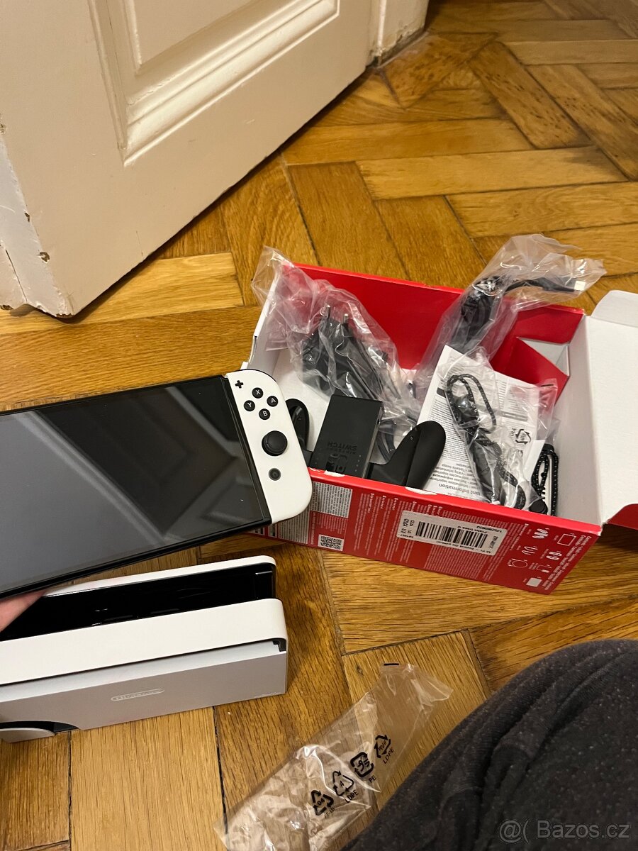 Nintendo Switch Oled - 3