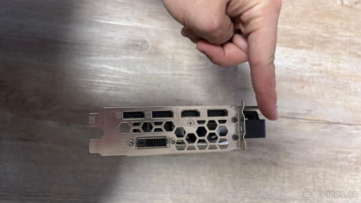 MSI NVIDIA GeForce GTX 1070 8GB - 3