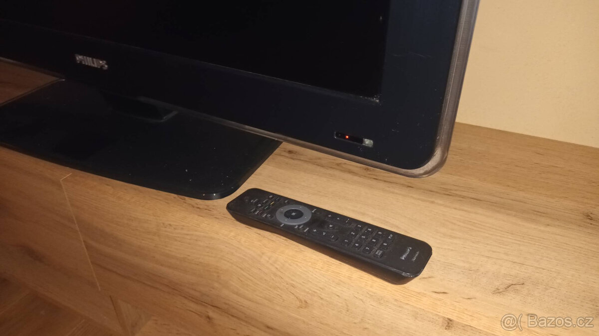 televize PHILIPS 32PFL5403D 32" - 3