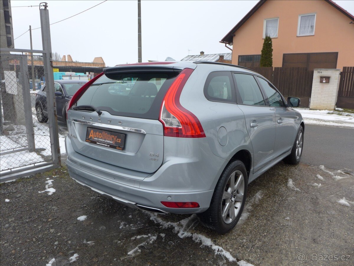Volvo XC60 2,4 D4 4x4, 5ti válec, 1.Maj - 3