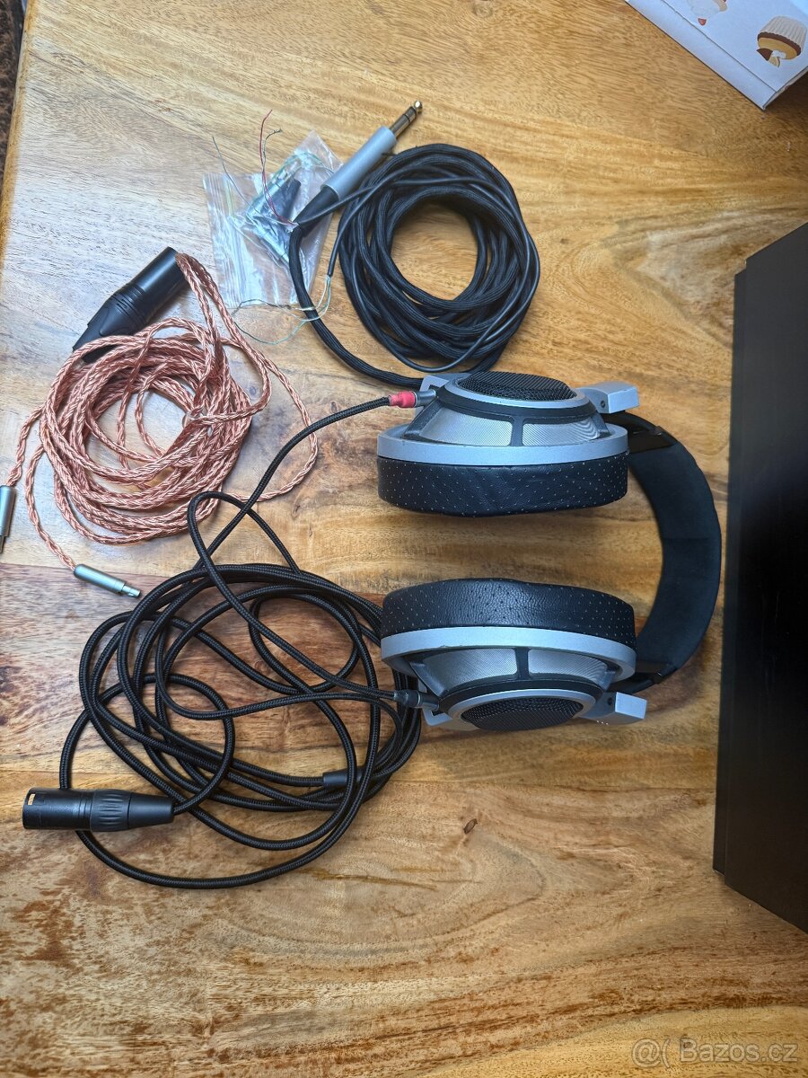 Sluchátka Semnheiser HD 800 - 3